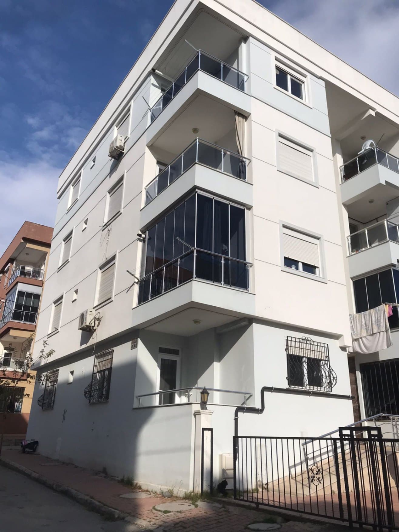büyükşehir belediyesi yanında 2+1 daire