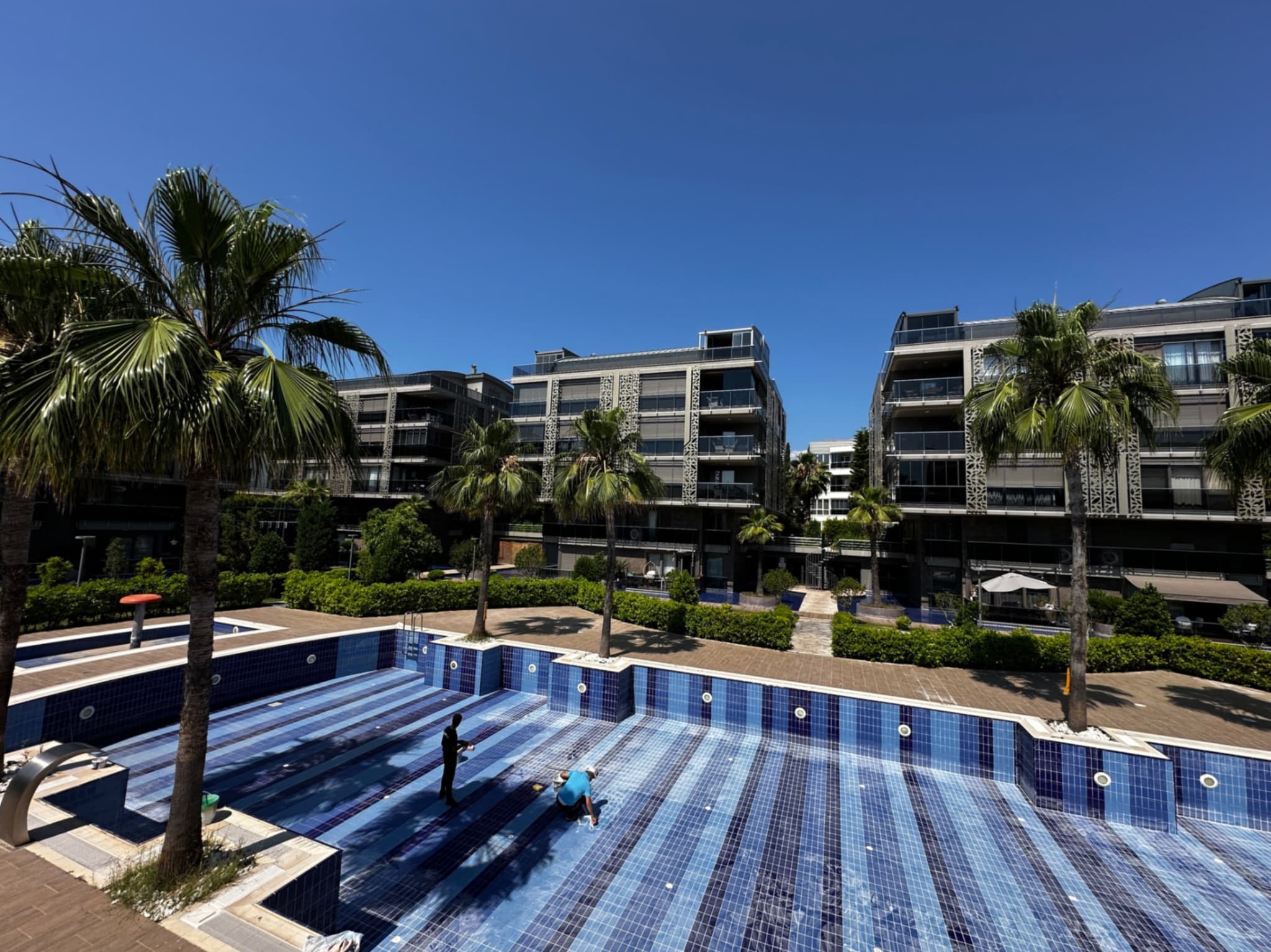 LUX SİTEDE 2+1 KONYAALTINDA EŞYALI KİRALIK DAİRE
