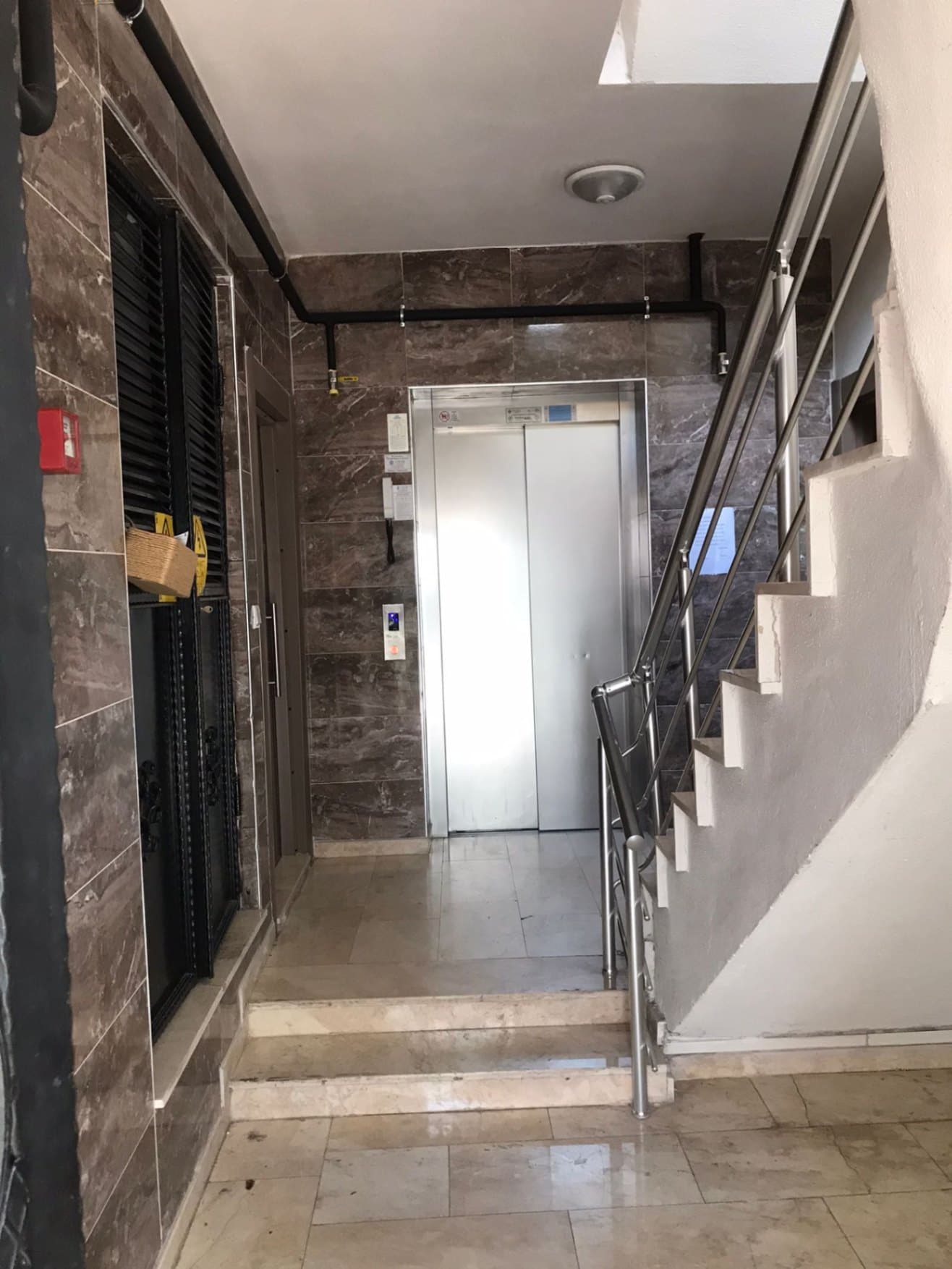 büyükşehir belediyesi yanında 2+1 daire